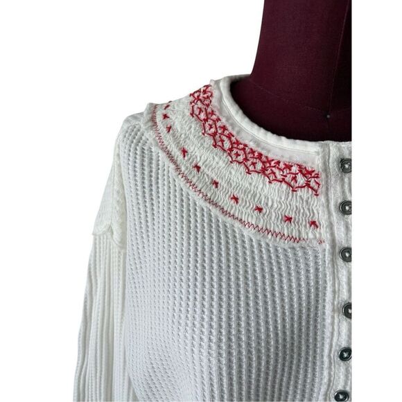 FREE PEOPLE HOLLY HENLEY size XS White Ivory Embroidered Boho Thermal - Picture 13 of 14